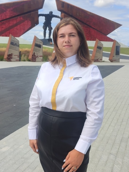 Братанич Елена Игоревна.
